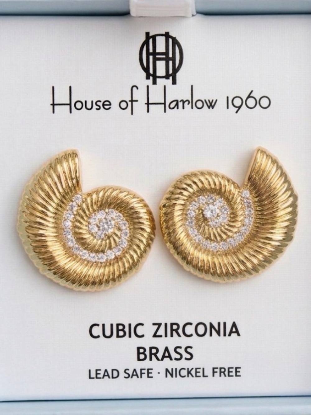 NWT ⚜️💎⚜️ House of Harlow 1960 Golden Tone Jeweled Conch Stud Earrings
